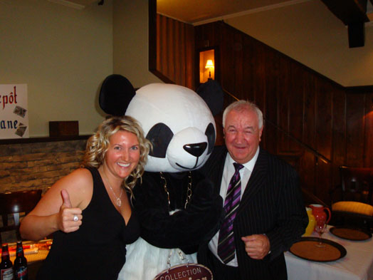 Marie-Line et Pierre Dion ainsi qu'OKO notre mascotte officielle